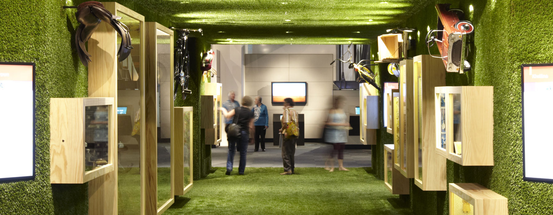 Slice of Heaven exhibition, 2010. Photograph by Michael Hall. Te Papa