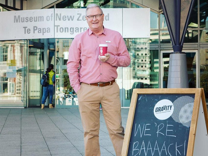 Earlybirds were welcomed with coffees from our CE Rick Ellis. Photo by Kate Whitley, 2016. Te Papa