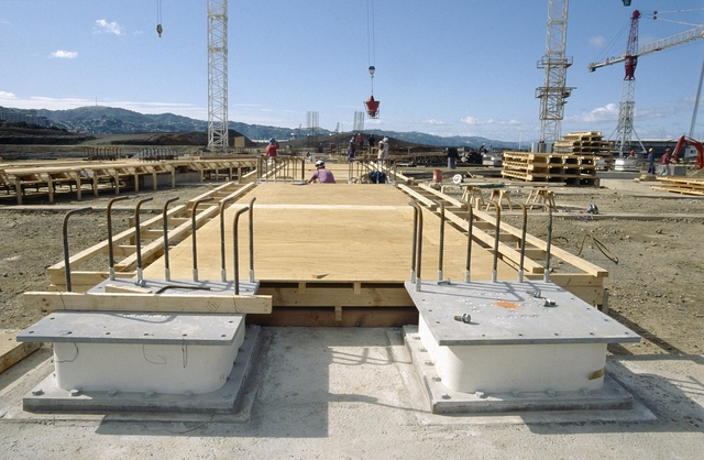 Te Papa under construction