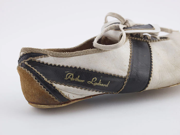 Peter Snell's shoe from the back