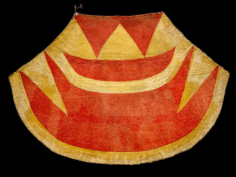 A red and yellow feathered cloak