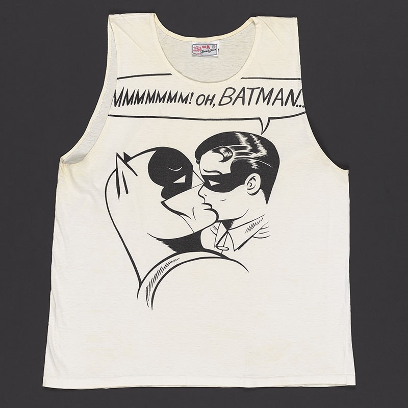 White singlet with a black and white illustration of Batman and Robin kissing