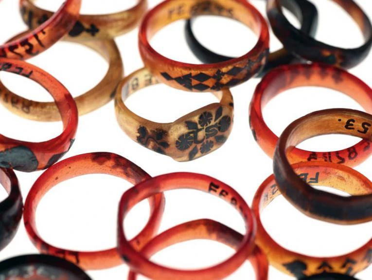 A collection of samoan rings on a white background
