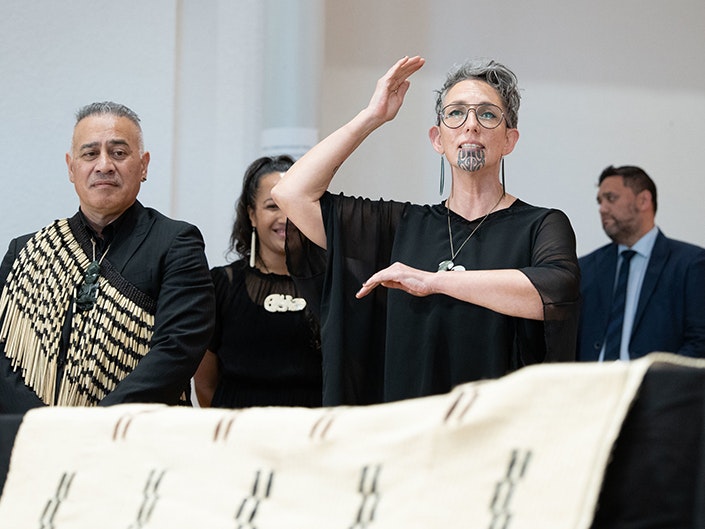 te_herekiekie_and_hinemoana_baker_at_formal_handover_ceremony_in_the_linden_museum_and_stuttgart_museum_-_med_res_for_prints_up_to_a4_hd_screen_presentation_and_general_use_-_jpg.jpg te_herekiekie_and_hinemoana_baker_at_formal_handover_ceremony_in_the_linden_museum_and_stuttgart_museum_-_med_res_for_prints_up_to_a4_hd_screen_presentation_and_general_use_-_jpg.jpg