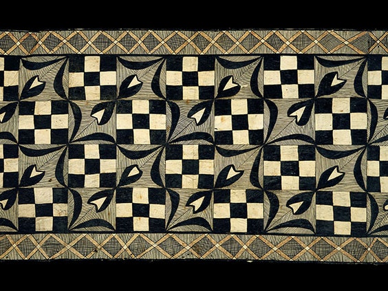 Siapo (tapa cloth), about 1917, Samoa, maker unknown. Gift of Thomas Trood, 1917. Te Papa (FE001423) Tapa cloth. The border is a network of orange Xs, while the internal patterns alternate between checkerboards and flowers