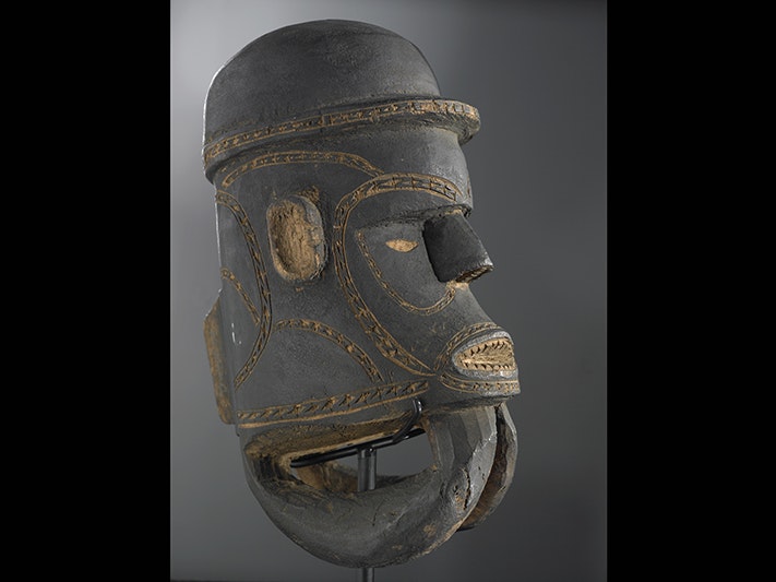 Nguzunguzu (War canoe prow figurehead), 1800s, Solomon Islands, maker unknown. Gift of Alexander Turnbull, 1913. CC BY-NC-ND 4.0. Te Papa (FE000716) A carved wooden head with inlaid shell.