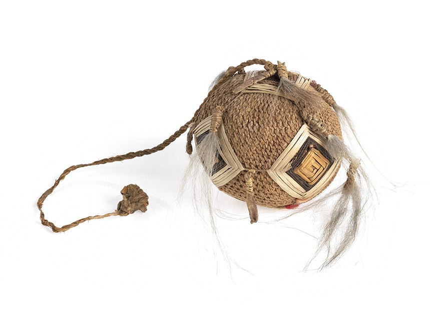 Poi Awe (percussive device), maker unknown, 19th century. Te Papa (ME000150) Poi Awe (percussive device), maker unknown, 19th century. Te Papa (ME000150)